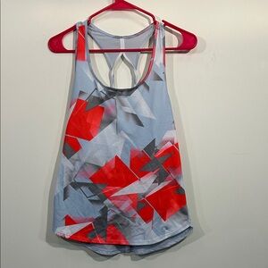 Under Armor size M tank